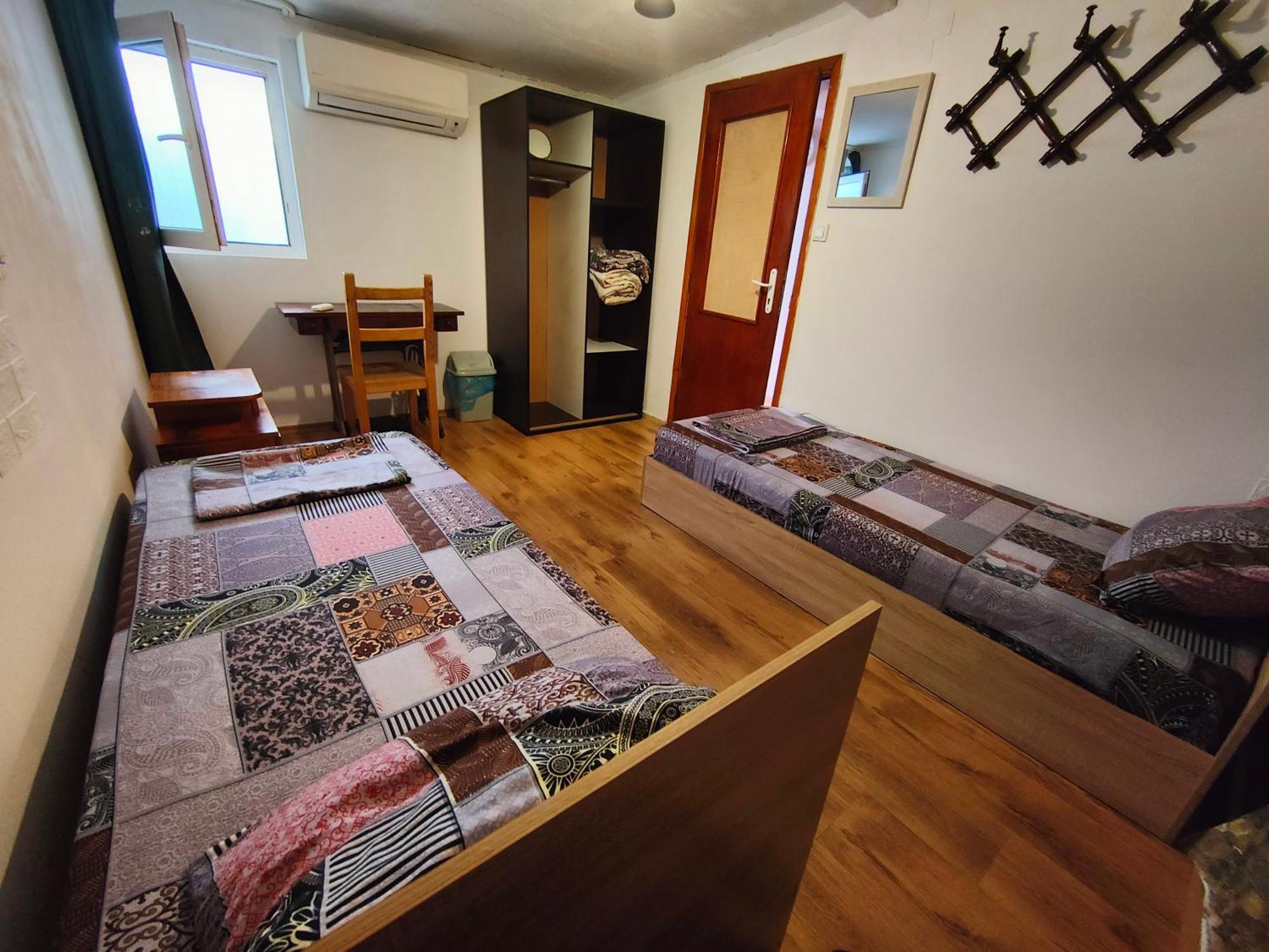 10 Coins & Tours Hostel Sofia
